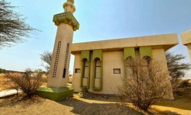 Hatta mountains adventure tour near Dubai